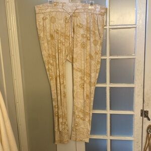 Kate Quinn Womens XL Jogger Sweatpants Lounge Pants Sunflower Print Cream Yellow